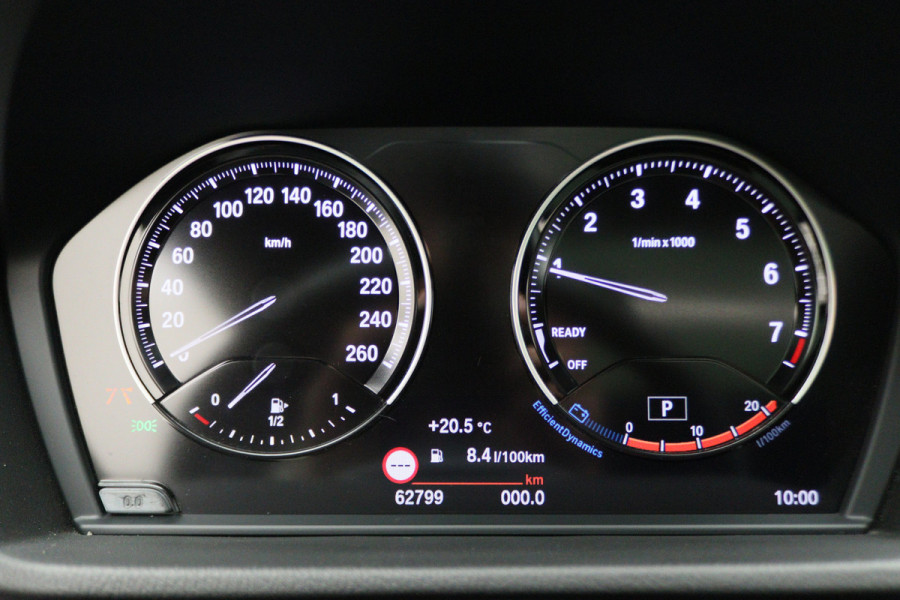BMW X2 sDrive18i High Executive M Sport Automaat Leer, Panoramadak, LED, Camera, DAB, Afn. Trekhaak, 19"