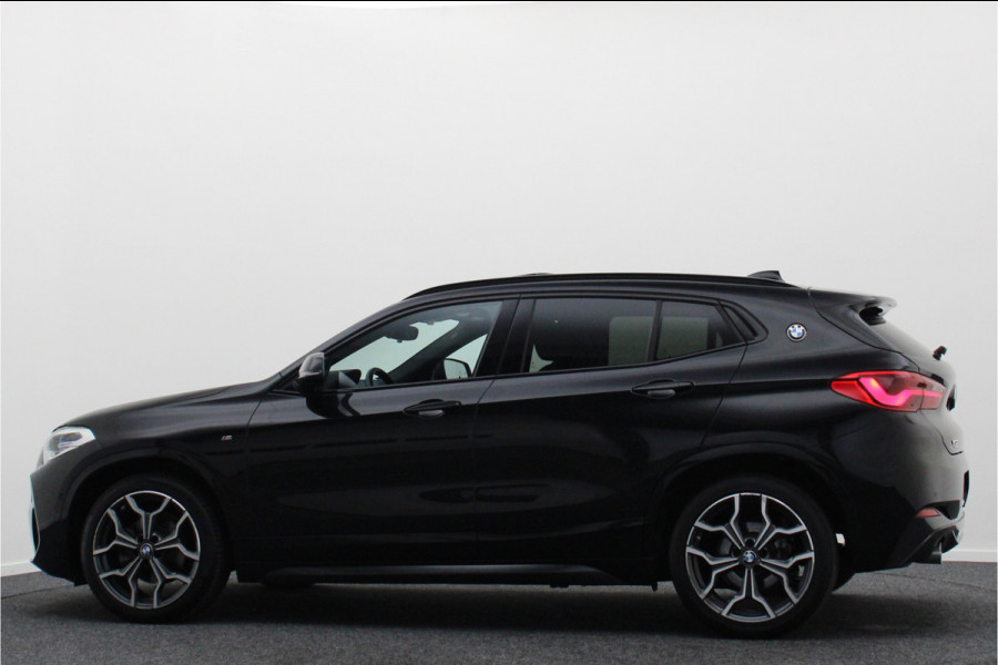 BMW X2 sDrive18i High Executive M Sport Automaat Leer, Panoramadak, LED, Camera, DAB, Afn. Trekhaak, 19"