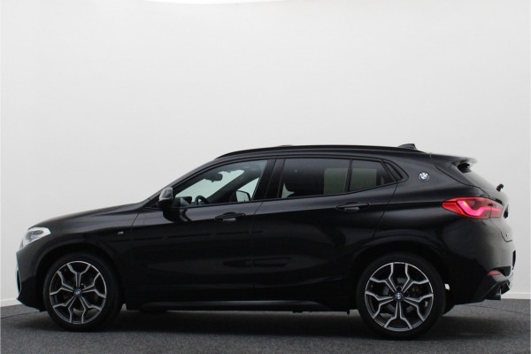 BMW X2 sDrive18i High Executive M Sport Automaat Leer, Panoramadak, LED, Camera, DAB, Afn. Trekhaak, 19"