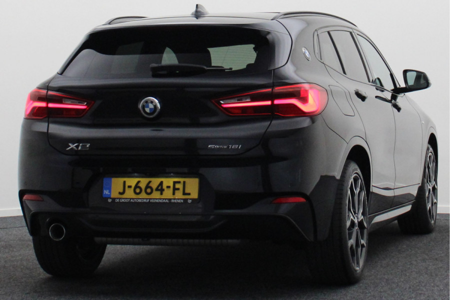 BMW X2 sDrive18i High Executive M Sport Automaat Leer, Panoramadak, LED, Camera, DAB, Afn. Trekhaak, 19"