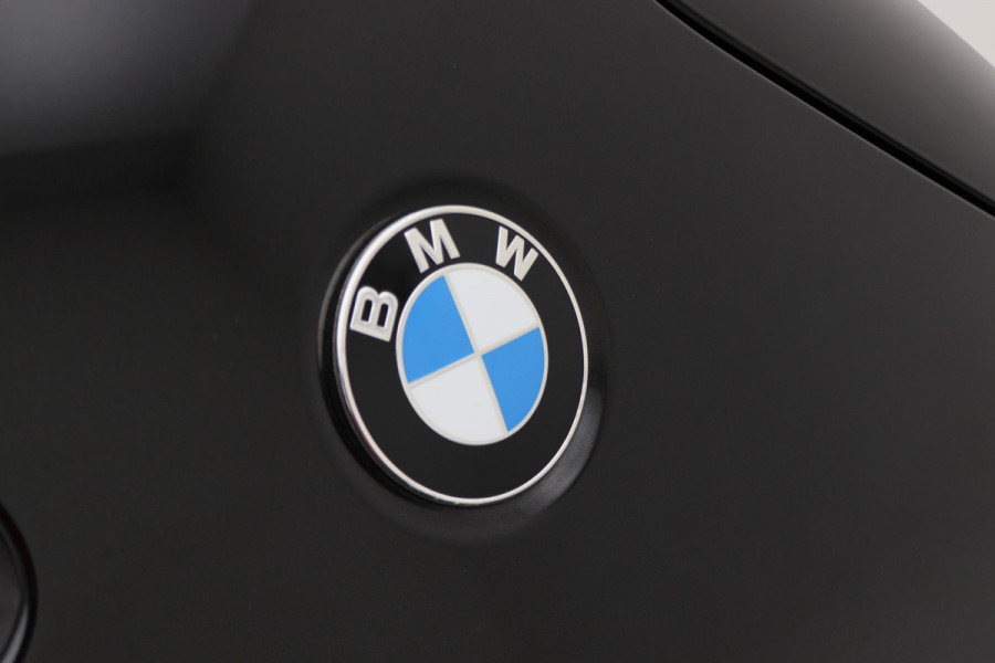 BMW X2 sDrive18i High Executive M Sport Automaat Leer, Panoramadak, LED, Camera, DAB, Afn. Trekhaak, 19"