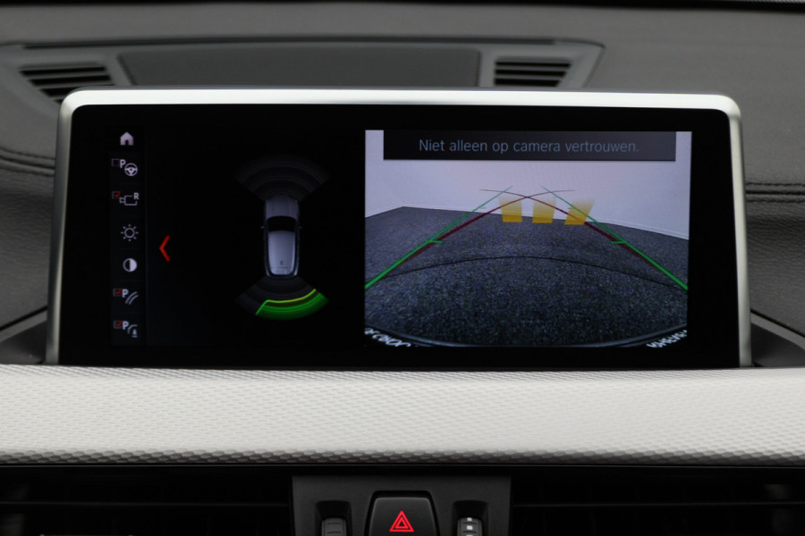 BMW X2 sDrive18i High Executive M Sport Automaat Leer, Panoramadak, LED, Camera, DAB, Afn. Trekhaak, 19"