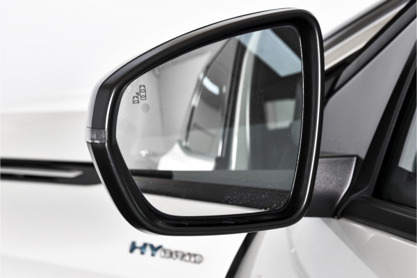 Peugeot 3008 1.6 HYbrid 225 Allure Pack Business - Automaat | Dig. Cockpit | Adapt. Cruise | PDC | Camera | NAV + App. Connect | ECC | Elek. Klep | LM 18" | Afn. Trekhaak |