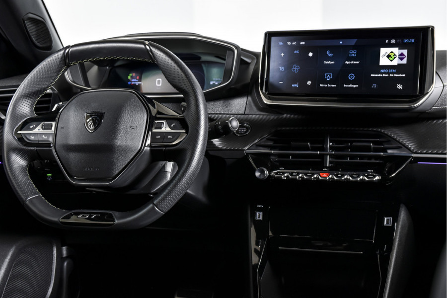 Peugeot 2008 1.2 PureTech 130 PK GT - Automaat | Dig. Cockpit | Adapt. Cruise | PDC | Camera | App. Connect | ECC | DAB | LM 17" | 9966