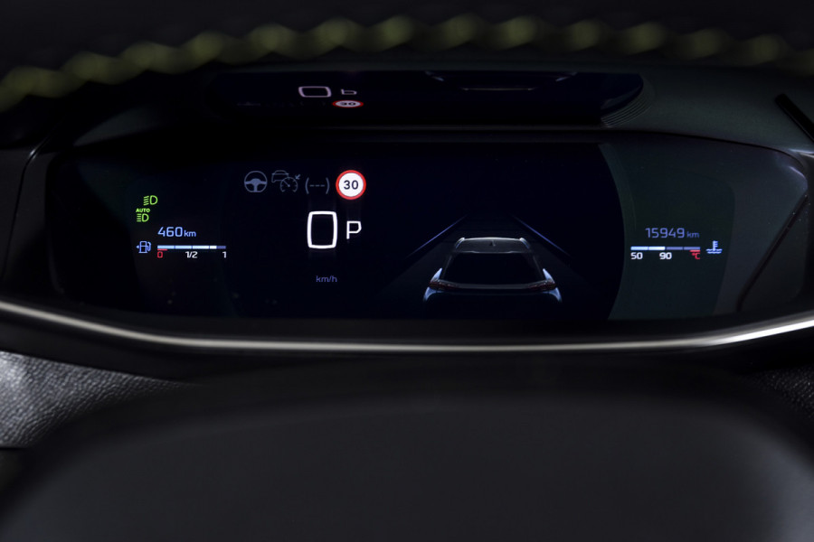 Peugeot 2008 1.2 PureTech 130 PK GT - Automaat | Dig. Cockpit | Adapt. Cruise | PDC | Camera | App. Connect | ECC | DAB | LM 17" | 9966