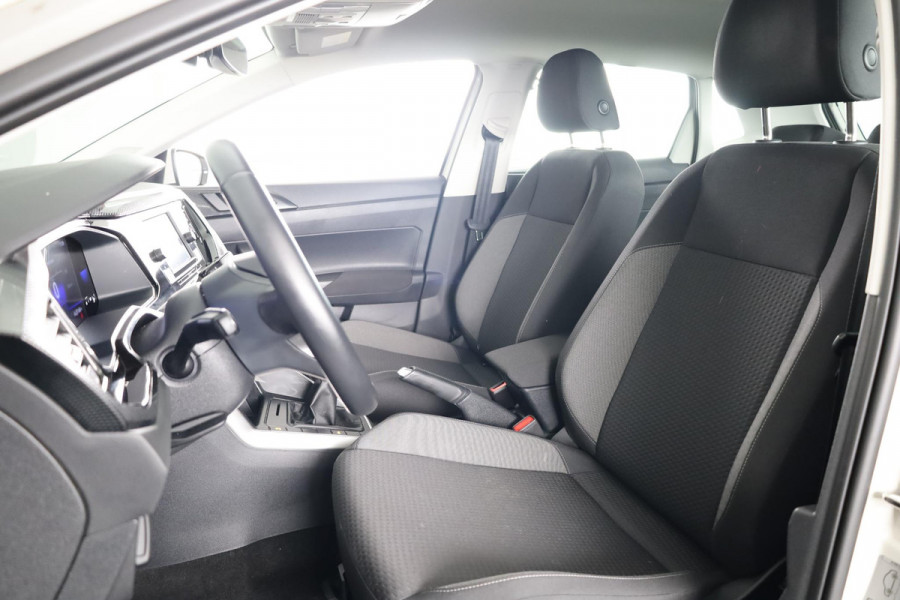Volkswagen Polo 1.0 TSI Life 95 pk | Verlengde garantie | Navigatie via App | Parkeersensoren | Adaptieve cruise control | LED koplampen |