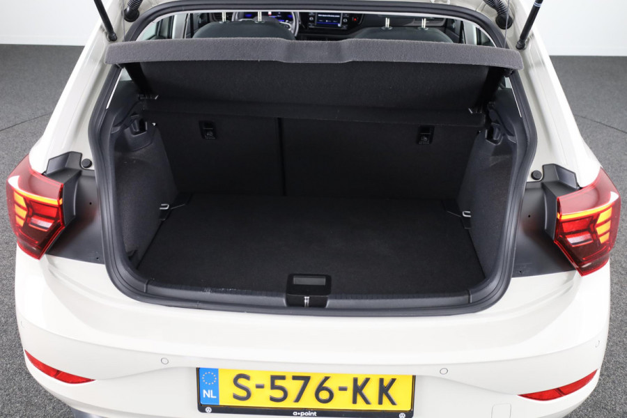 Volkswagen Polo 1.0 TSI Life 95 pk | Verlengde garantie | Navigatie via App | Parkeersensoren | Adaptieve cruise control | LED koplampen |