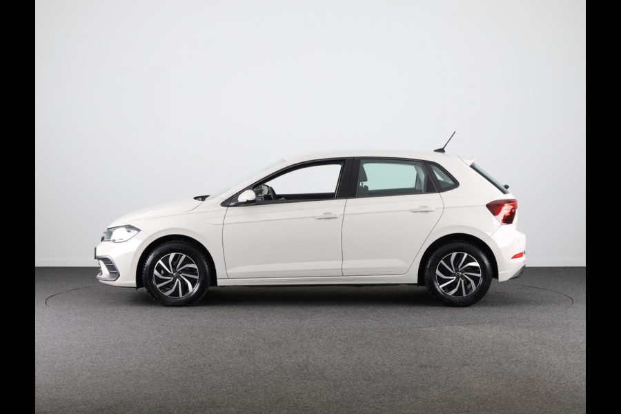 Volkswagen Polo 1.0 TSI Life 95 pk | Verlengde garantie | Navigatie via App | Parkeersensoren | Adaptieve cruise control | LED koplampen |