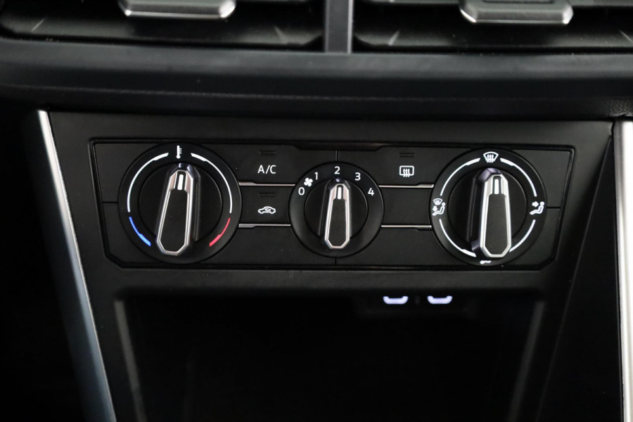 Volkswagen Polo 1.0 TSI Life 95 pk | Verlengde garantie | Navigatie via App | Parkeersensoren | Adaptieve cruise control | LED koplampen |