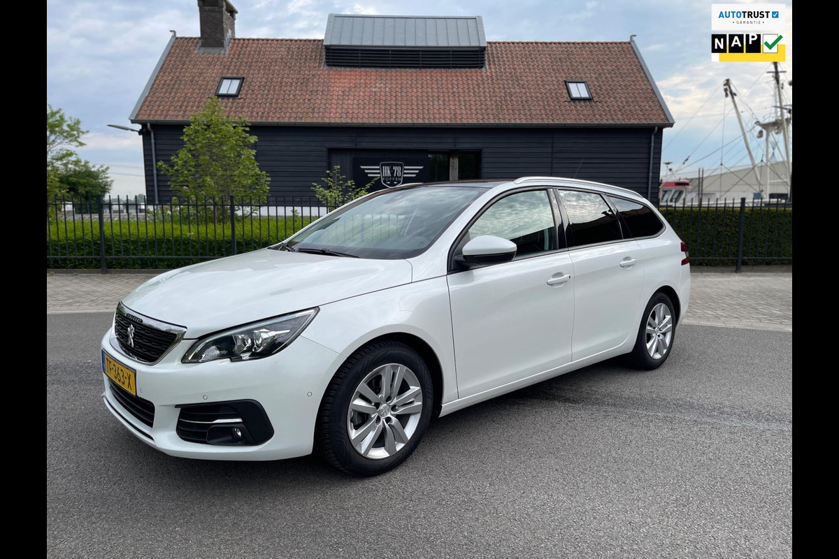 Peugeot 308 SW 1.2 PureTech Blue Lease Executive Panoramdak Navi Led-xenon Pdc Peugeot 308 SW 1.2 PureTech Blue Lease Executive Panoramdak Navi Led-xenon Pdc