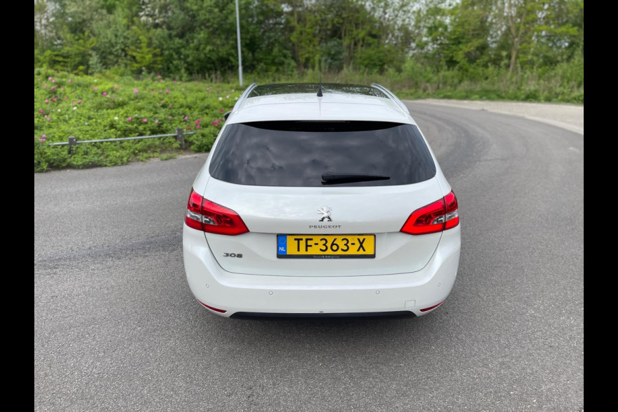Peugeot 308 SW 1.2 PureTech Blue Lease Executive Panoramdak Navi Led-xenon Pdc