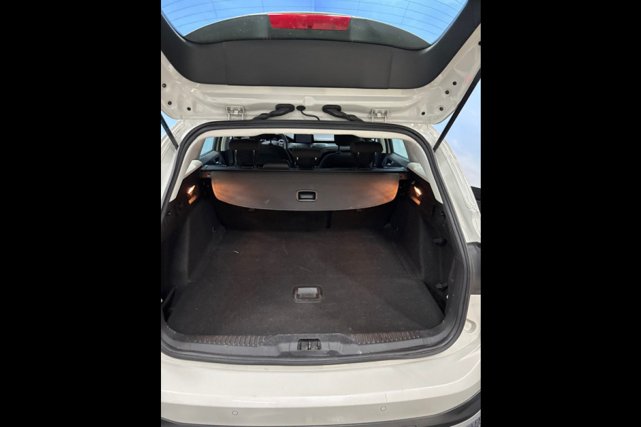Ford FOCUS Wagon 1.0 EcoBoost Hybrid Active Business Navi | Clima | Cruise | Camera | Trekhaak