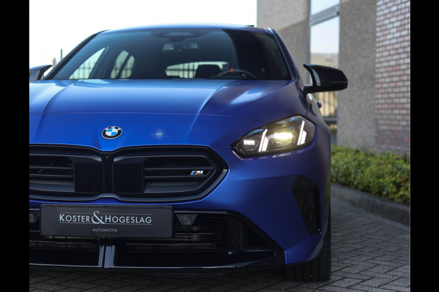 BMW 1-serie M135 xDrive *Individual*Pano*H&K*HUD*
