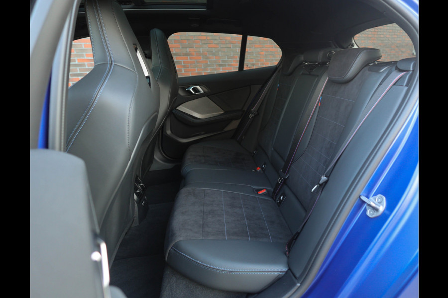 BMW 1-serie M135 xDrive *Individual*Pano*H&K*HUD*