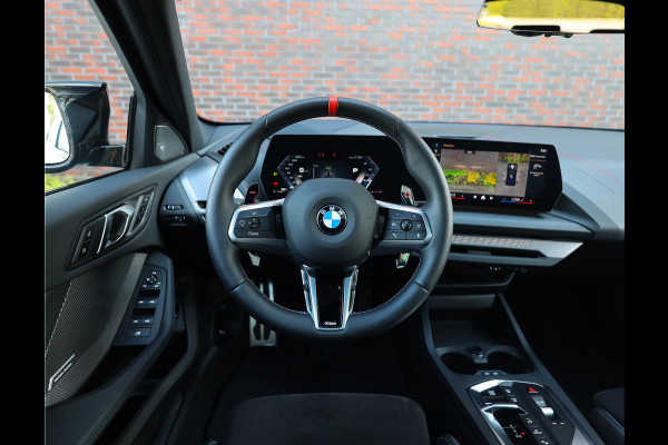 BMW 1-serie M135 xDrive *Individual*Pano*H&K*HUD*
