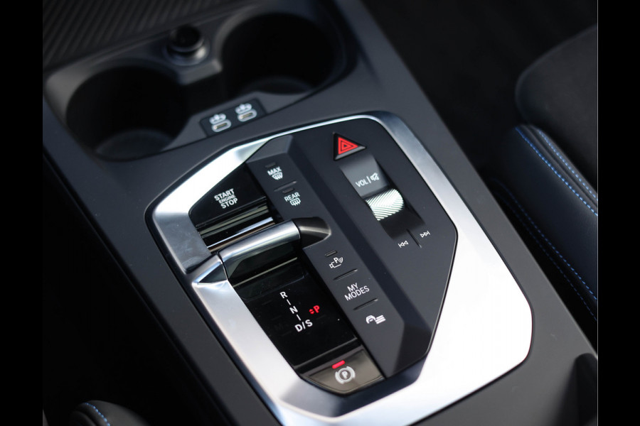 BMW 1-serie M135 xDrive *Individual*Pano*H&K*HUD*