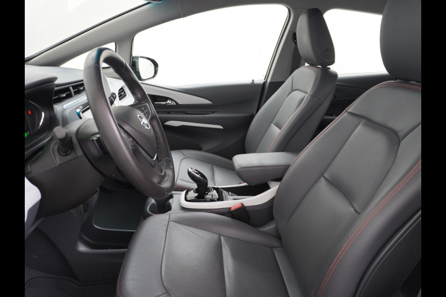 Opel Ampera-E 65kWh Nieuw+Grootste-Accu+garantie-AUG-2031! 204pk AUT. LEER Apple Carplay Android Auto Camera Pdc Dodehoek Ecc Apps Bordherkenn Adapt Parkeersensoren Connected-Service Multimedia WiFi voorber. Business Executive Unieke km stand!