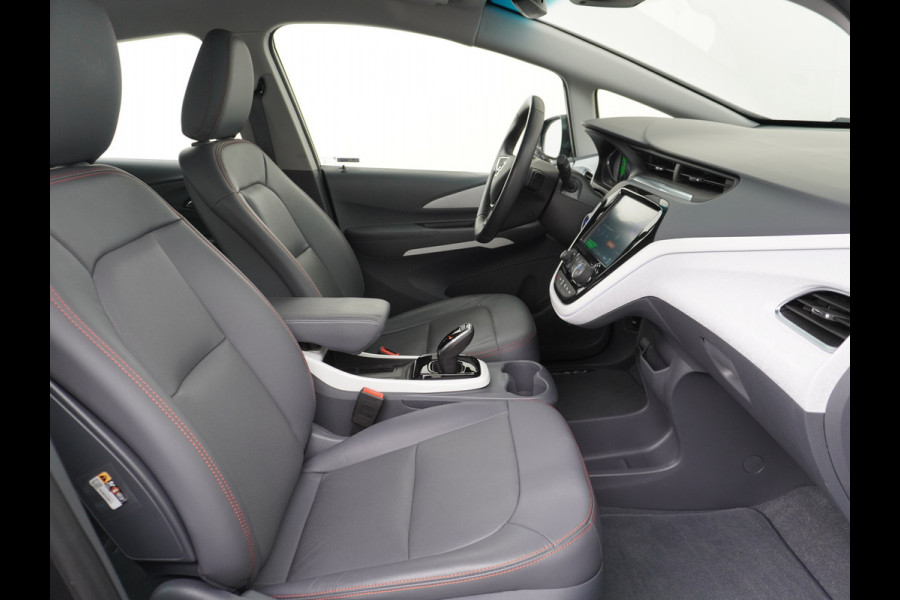 Opel Ampera-E 65kWh Nieuw+Grootste-Accu+garantie-AUG-2031! 204pk AUT. LEER Apple Carplay Android Auto Camera Pdc Dodehoek Ecc Apps Bordherkenn Adapt Parkeersensoren Connected-Service Multimedia WiFi voorber. Business Executive Unieke km stand!