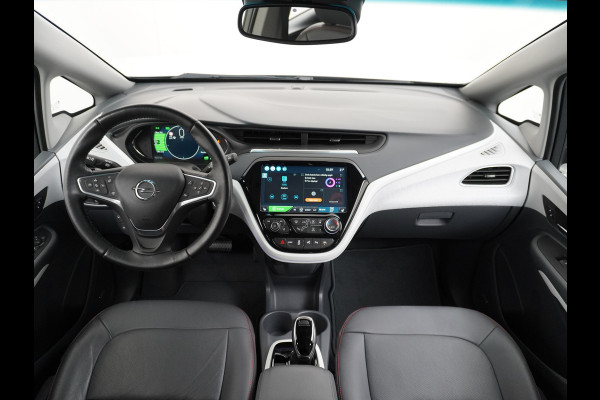 Opel Ampera-E 65kWh Nieuw+Grootste-Accu+garantie-AUG-2031! 204pk AUT. LEER Apple Carplay Android Auto Camera Pdc Dodehoek Ecc Apps Bordherkenn Adapt Parkeersensoren Connected-Service Multimedia WiFi voorber. Business Executive Unieke km stand!
