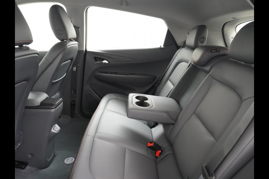 Opel Ampera-E 65kWh Nieuw+Grootste-Accu+garantie-AUG-2031! 204pk AUT. LEER Apple Carplay Android Auto Camera Pdc Dodehoek Ecc Apps Bordherkenn Adapt Parkeersensoren Connected-Service Multimedia WiFi voorber. Business Executive Unieke km stand!