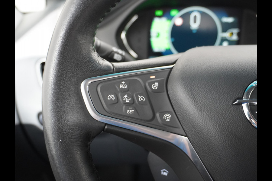 Opel Ampera-E 65kWh Nieuw+Grootste-Accu+garantie-AUG-2031! 204pk AUT. LEER Apple Carplay Android Auto Camera Pdc Dodehoek Ecc Apps Bordherkenn Adapt Parkeersensoren Connected-Service Multimedia WiFi voorber. Business Executive Unieke km stand!