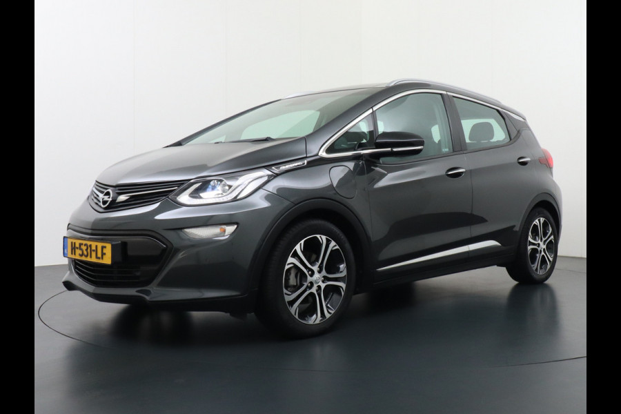 Opel Ampera-E 65kWh Nieuw+Grootste-Accu+garantie-AUG-2031! 204pk AUT. LEER Apple Carplay Android Auto Camera Pdc Dodehoek Ecc Apps Bordherkenn Adapt Parkeersensoren Connected-Service Multimedia WiFi voorber. Business Executive Unieke km stand!