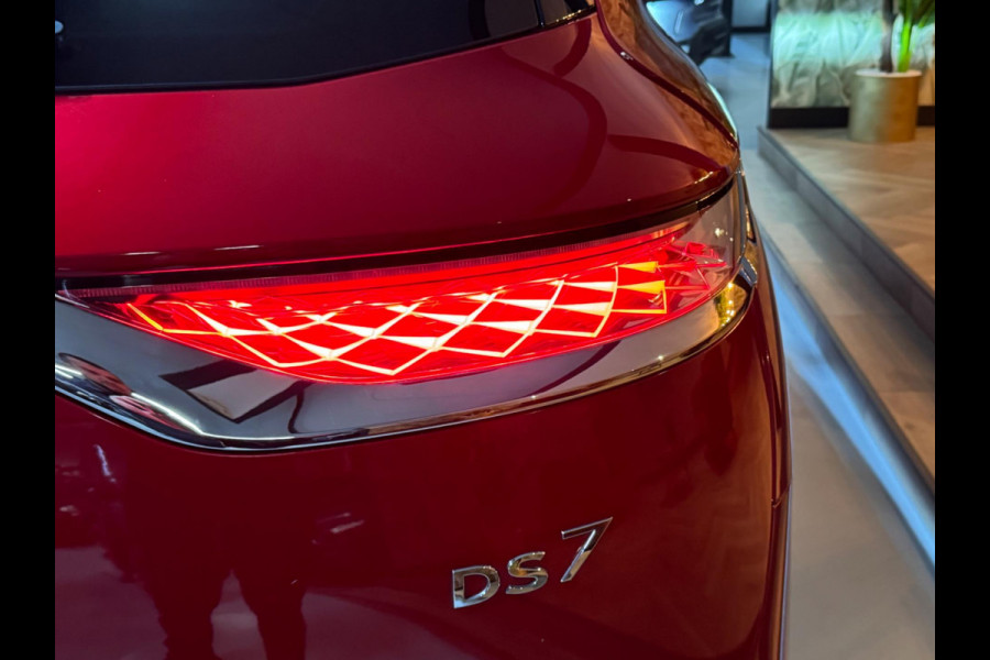 DS 7 Crossback 1.6 PureTech Business Garantie Trekhaak Volleder Stoelkoeling StoelVW CarPlay 360 Memory Blindspot CarPlay Rijklaar