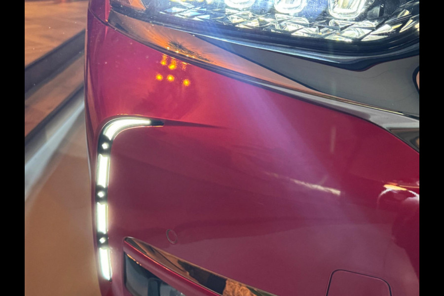 DS 7 Crossback 1.6 PureTech Business Garantie Trekhaak Volleder Stoelkoeling StoelVW CarPlay 360 Memory Blindspot CarPlay Rijklaar
