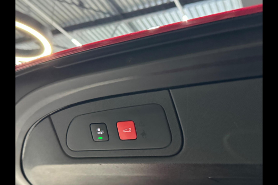 DS 7 Crossback 1.6 PureTech Business Garantie Trekhaak Volleder Stoelkoeling StoelVW CarPlay 360 Memory Blindspot CarPlay Rijklaar