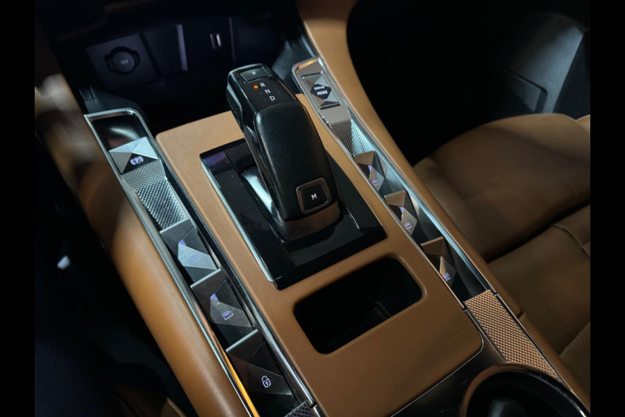 DS 7 Crossback 1.6 PureTech Business Garantie Trekhaak Volleder Stoelkoeling StoelVW CarPlay 360 Memory Blindspot CarPlay Rijklaar