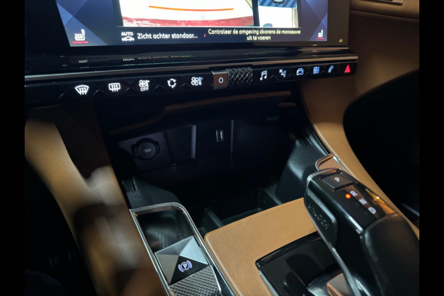 DS 7 Crossback 1.6 PureTech Business Garantie Trekhaak Volleder Stoelkoeling StoelVW CarPlay 360 Memory Blindspot CarPlay Rijklaar