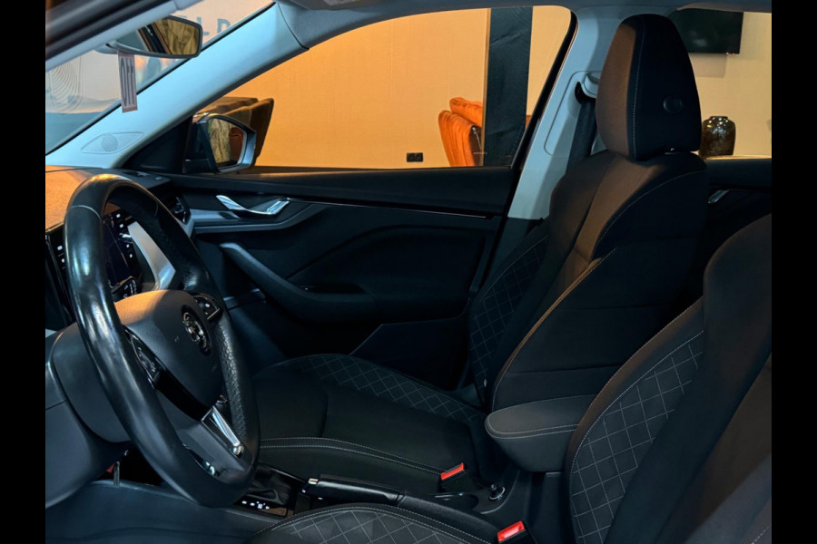 Škoda Kamiq 1.0 TSI Ambition Garantie CarPlay Camera PDC Front Ass Lane Ass Cruise Clima DAB Navi Rijklaar