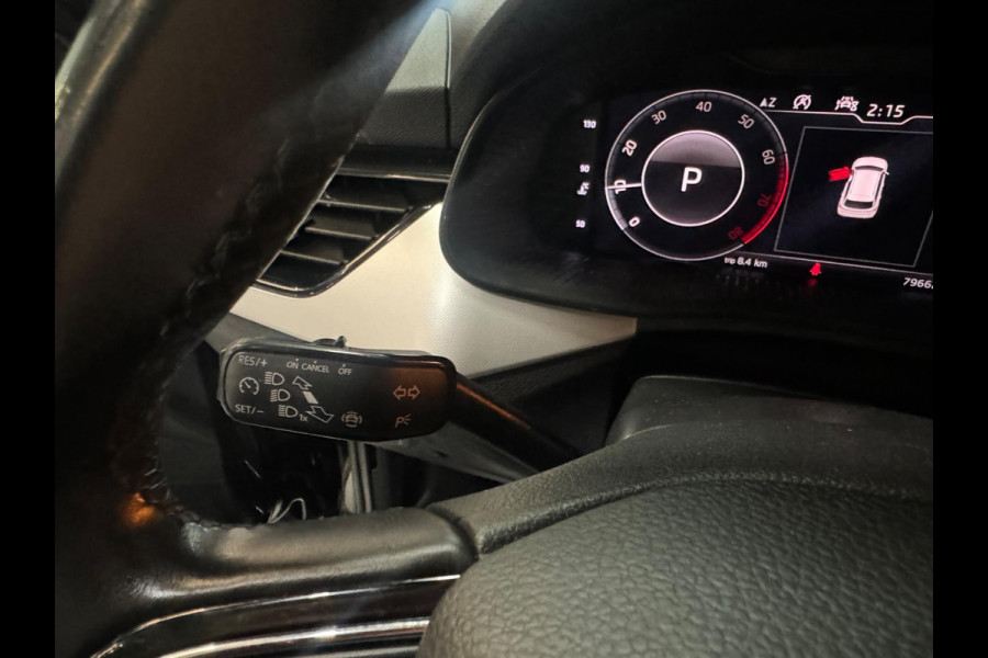 Škoda Kamiq 1.0 TSI Ambition Garantie CarPlay Camera PDC Front Ass Lane Ass Cruise Clima DAB Navi Rijklaar