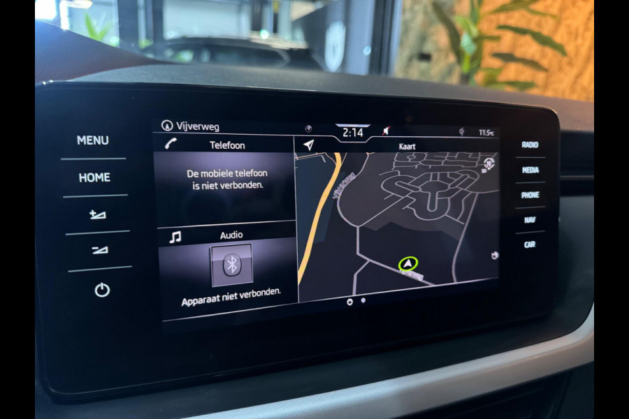 Škoda Kamiq 1.0 TSI Ambition Garantie CarPlay Camera PDC Front Ass Lane Ass Cruise Clima DAB Navi Rijklaar
