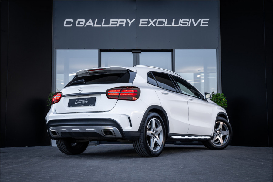 Mercedes-Benz GLA GLA200 Premium Plus - AMG Line | Panorama | Camera | Navi | Stoelverwarming
