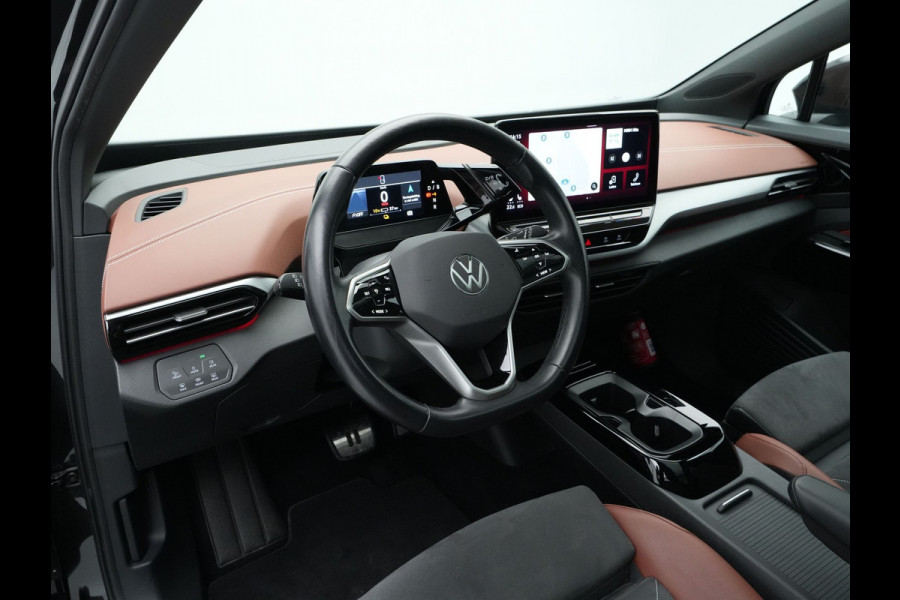 Volkswagen ID.4 First Max 77 kWh Panorama Trekhaak 360 Camera HuD Massage  298