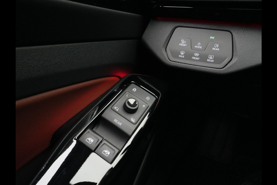 Volkswagen ID.4 First Max 77 kWh Panorama Trekhaak 360 Camera HuD Massage  298