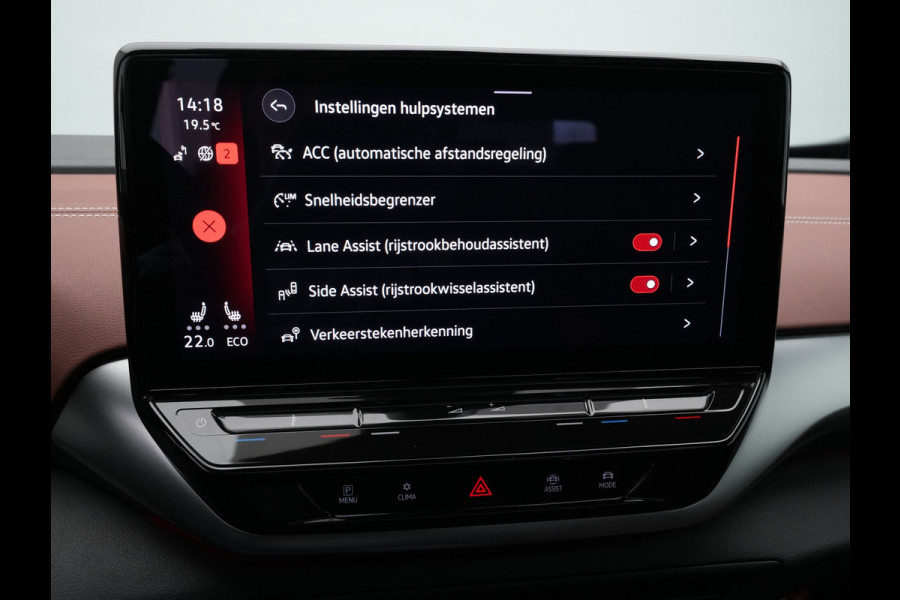 Volkswagen ID.4 First Max 77 kWh Panorama Trekhaak 360 Camera HuD Massage  298