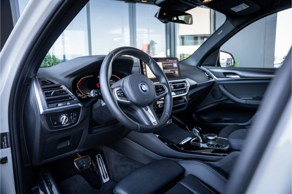 BMW X3 xDrive30e High Executive - M Sport | Panorama | Memory | 360 Camera | Keyless
