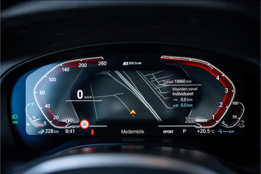 BMW X3 xDrive30e High Executive - M Sport | Panorama | Memory | 360 Camera | Keyless