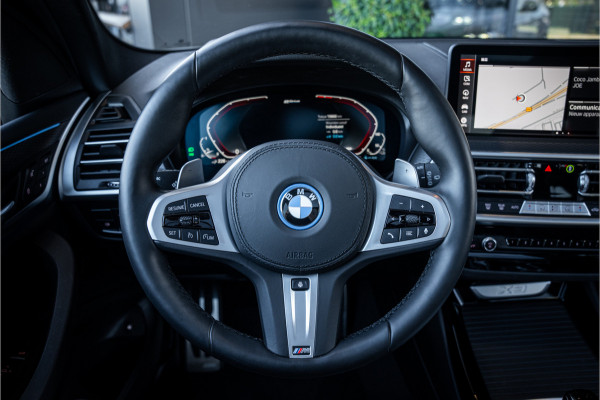 BMW X3 xDrive30e High Executive - M Sport | Panorama | Memory | 360 Camera | Keyless