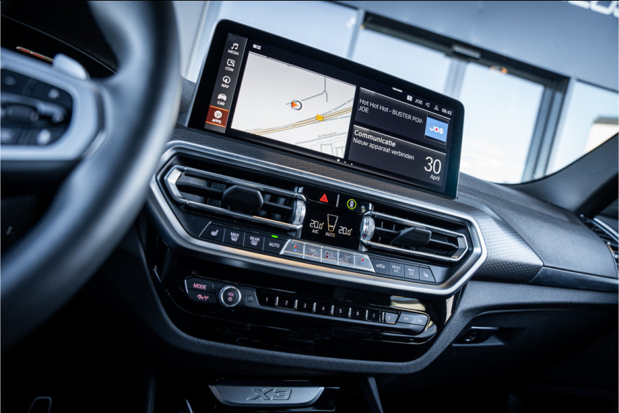 BMW X3 xDrive30e High Executive - M Sport | Panorama | Memory | 360 Camera | Keyless