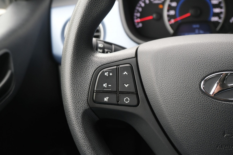 Hyundai i10 BWJ 2017 | 1.0i 66PK i-Motion Comfort | NWE APK | | CLIMA | CRUISE | RADIO/CD | EL RAMEN | EL SPIEGELS |