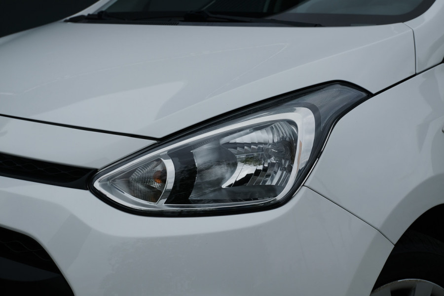 Hyundai i10 BWJ 2017 | 1.0i 66PK i-Motion Comfort | NWE APK | | CLIMA | CRUISE | RADIO/CD | EL RAMEN | EL SPIEGELS |
