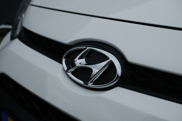 Hyundai i10 BWJ 2017 | 1.0i 66PK i-Motion Comfort | NWE APK | | CLIMA | CRUISE | RADIO/CD | EL RAMEN | EL SPIEGELS |