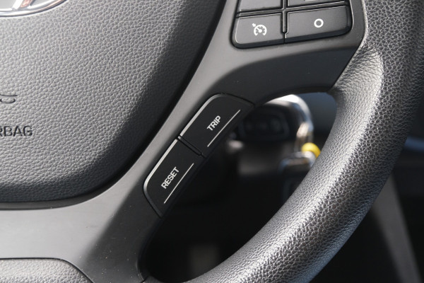 Hyundai i10 BWJ 2017 | 1.0i 66PK i-Motion Comfort | NWE APK | | CLIMA | CRUISE | RADIO/CD | EL RAMEN | EL SPIEGELS |