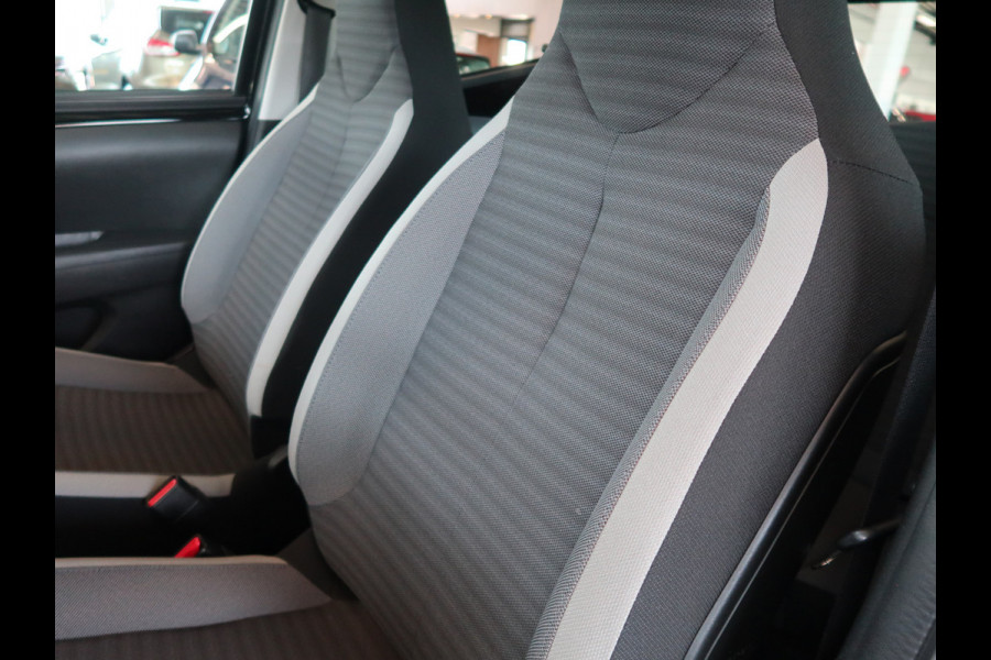 Toyota Aygo 1.0 VVT-i X-Play 5-drs. CAMERA/CARPLAY/AIRCO/LIMITER