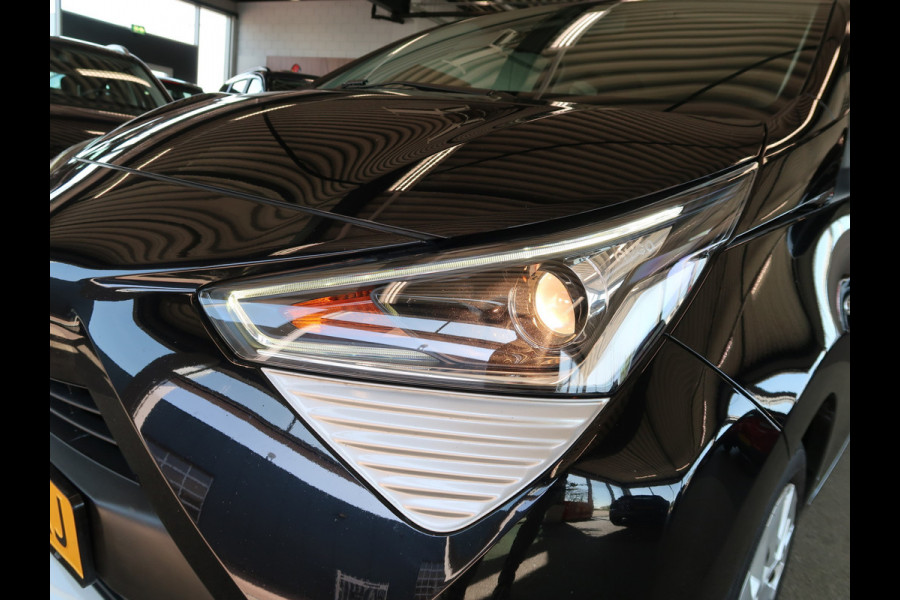 Toyota Aygo 1.0 VVT-i X-Play 5-drs. CAMERA/CARPLAY/AIRCO/LIMITER