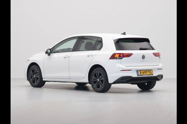 Volkswagen Golf 1.0 TSI 110pk Life Business Navigatie Memory Stoelverwarming Acc 99