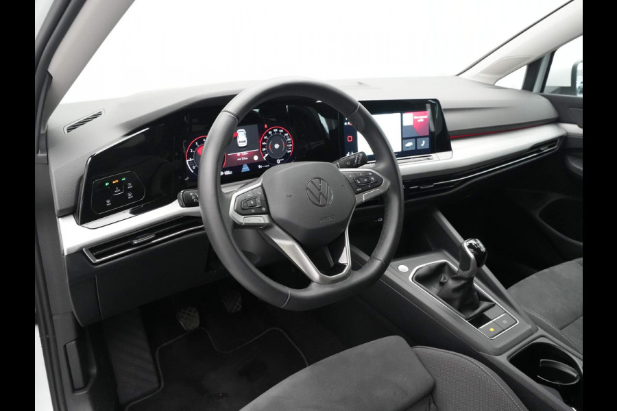 Volkswagen Golf 1.0 TSI 110pk Life Business Navigatie Memory Stoelverwarming Acc 99
